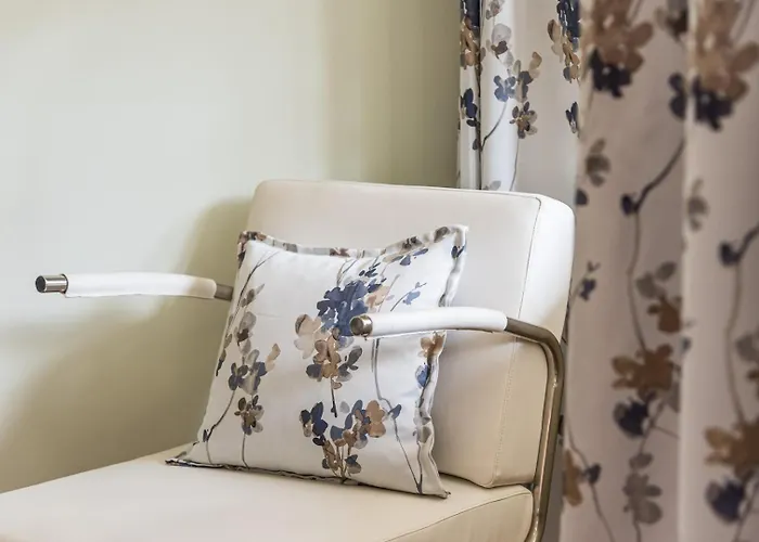 Guestready - Lightform * Oporto